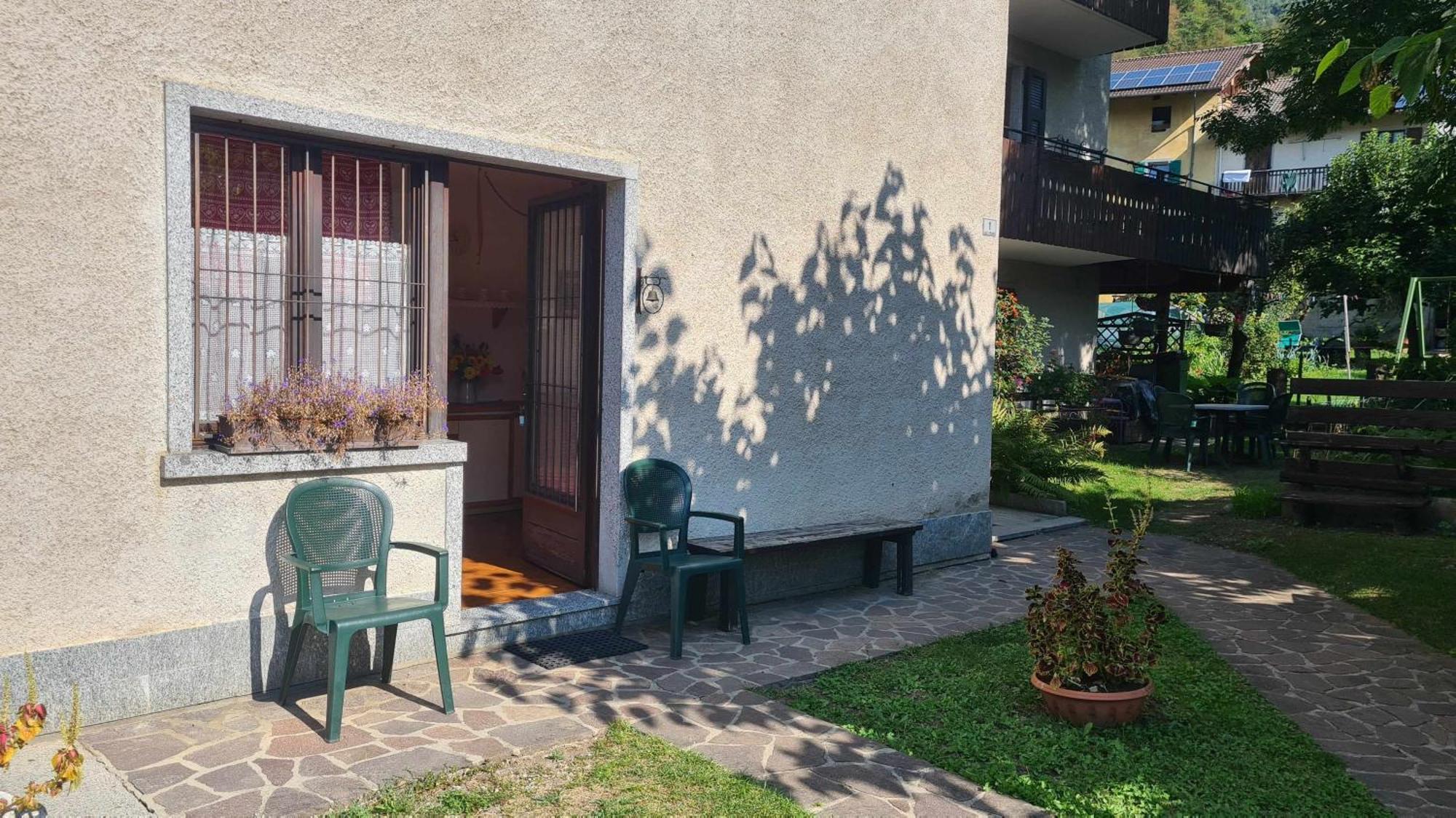 Bioledro Casa Lena Apartment Mezzolago Ngoại thất bức ảnh