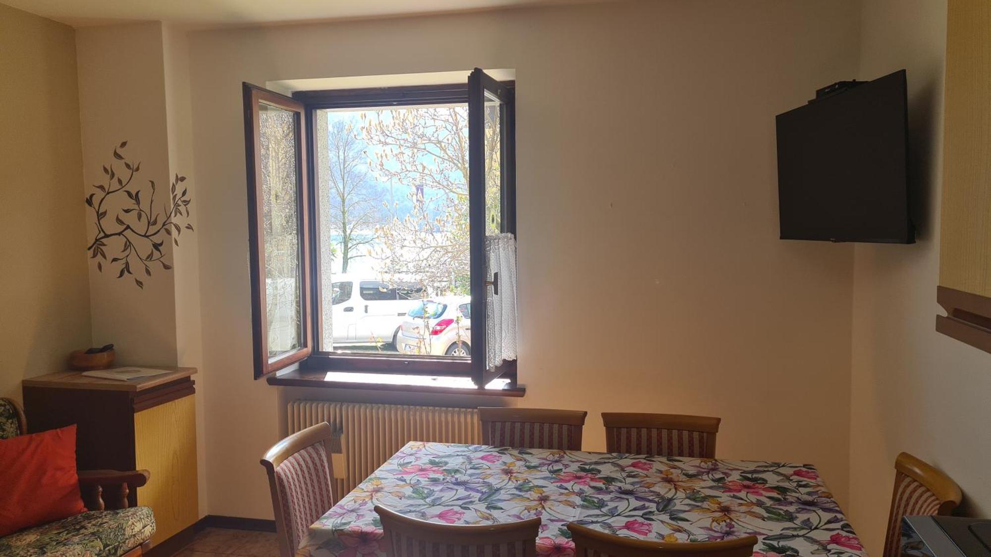 Bioledro Casa Lena Apartment Mezzolago Ngoại thất bức ảnh