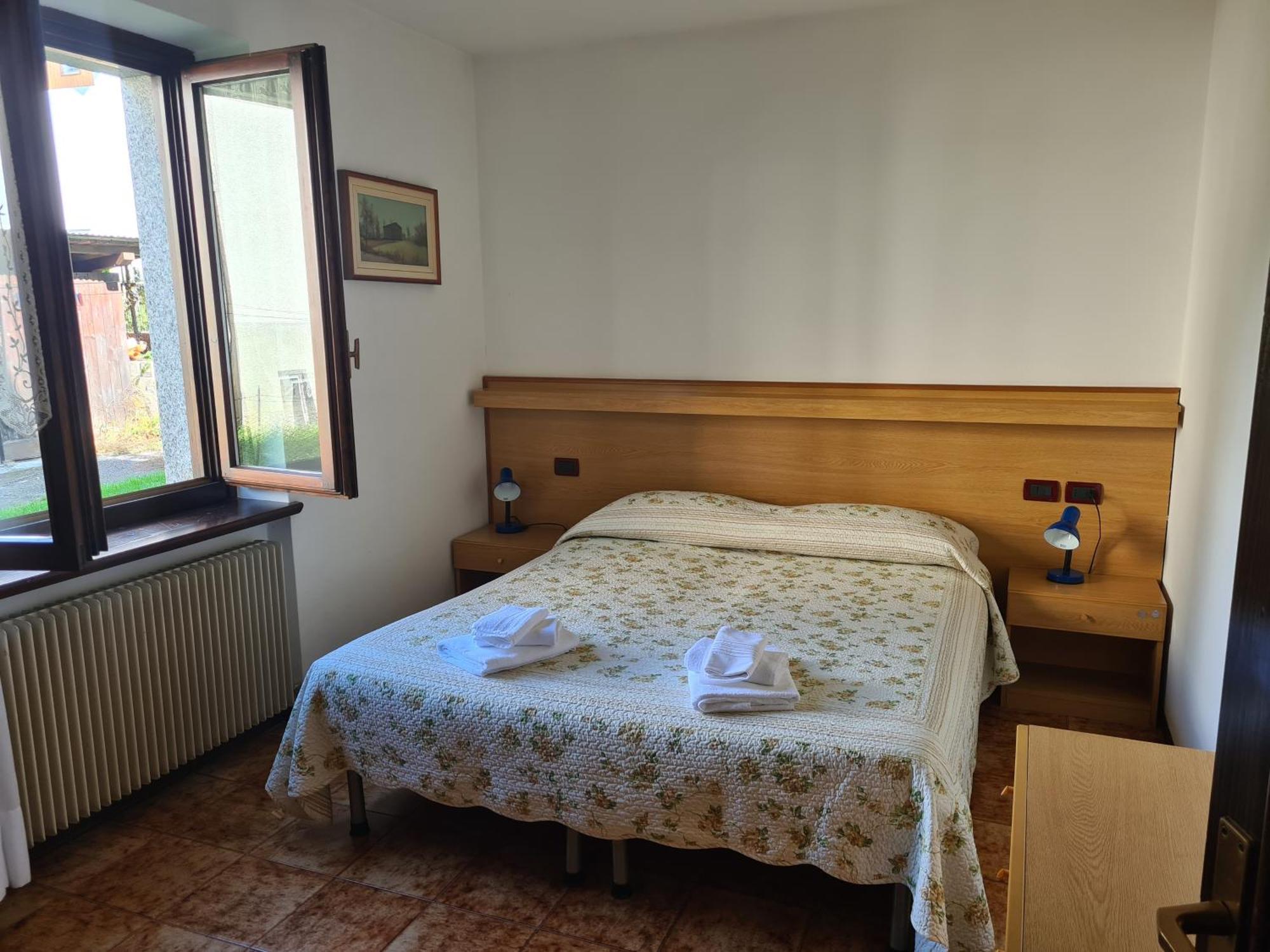 Bioledro Casa Lena Apartment Mezzolago Ngoại thất bức ảnh