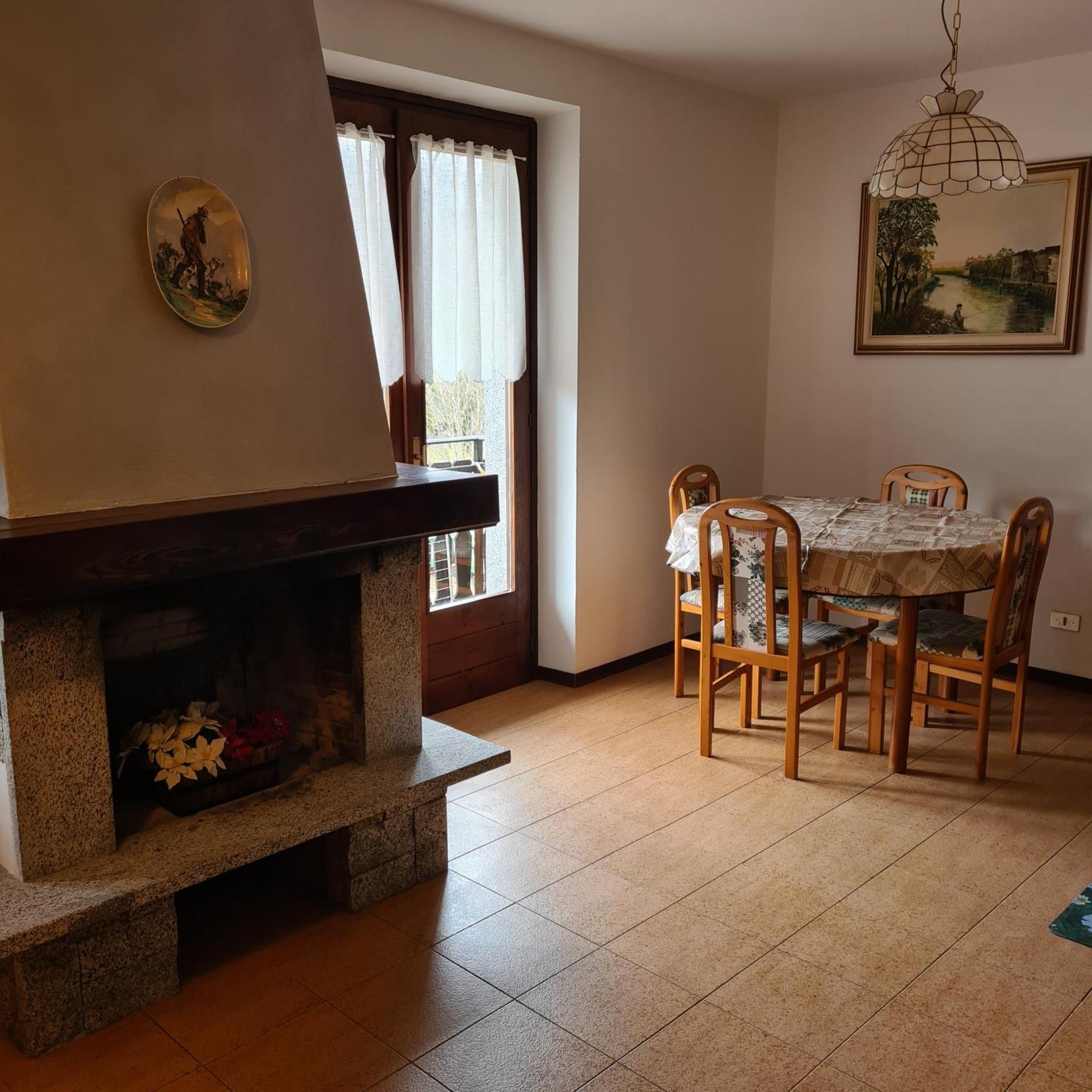 Bioledro Casa Lena Apartment Mezzolago Ngoại thất bức ảnh
