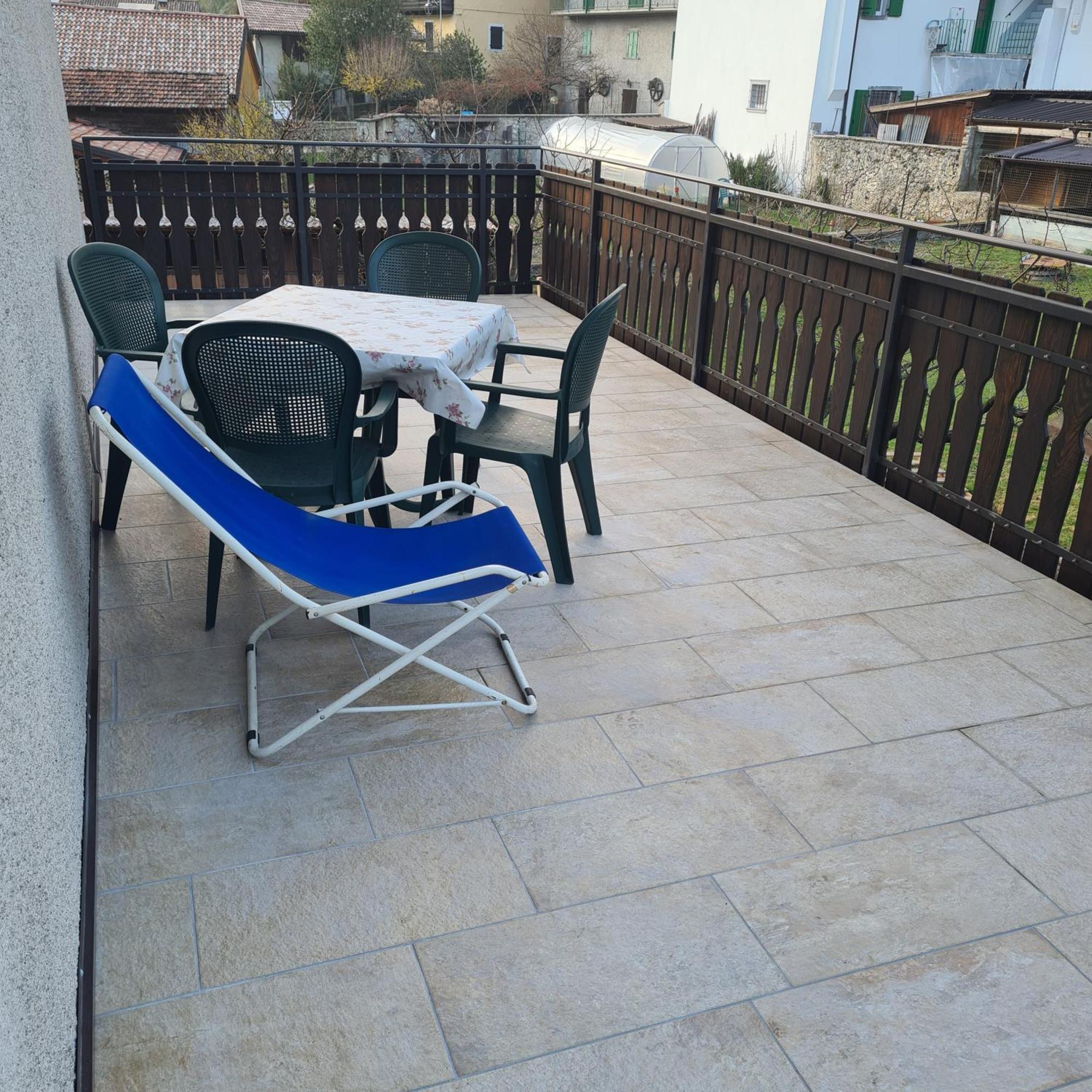 Bioledro Casa Lena Apartment Mezzolago Ngoại thất bức ảnh